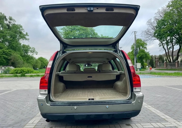 Volvo V70 cena 10800 przebieg: 451760, rok produkcji 2006 z Warszawa małe 631